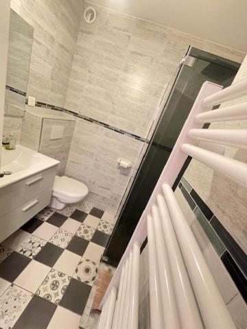 Appartement Face A La Mer Saint-Laurent-du-Var Extérieur photo